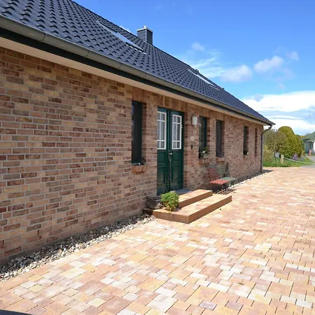 Holiday home Dine