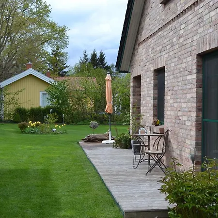 Dine Дом отдыха Борн